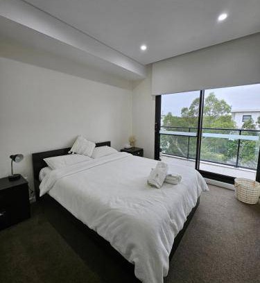 Rouse Hill Apartment | 138 m² Apartment ∙ 3 bedrooms ∙ 7 guests