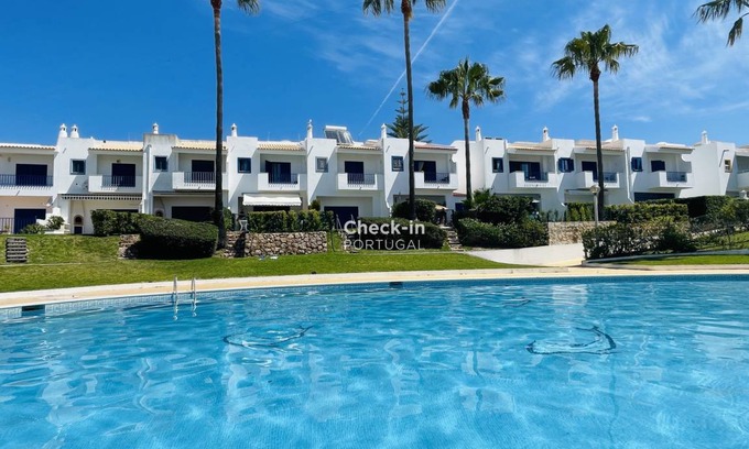 Areias de Sao Joao Cottage | 138 m² Cabin ∙ 2 bedrooms ∙ 6 guests