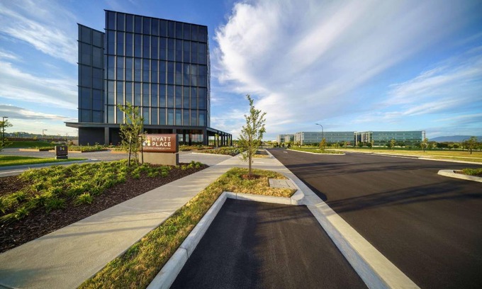 Scoresby Hotel | 138 m² Hotel ∙ 7 guests