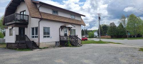 Algoma District Apartment | 139 m² Apartment ∙ 2 bedrooms ∙ 7 guests