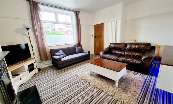 Middleton House | 139 m² House ∙ 3 bedrooms ∙ 6 guests