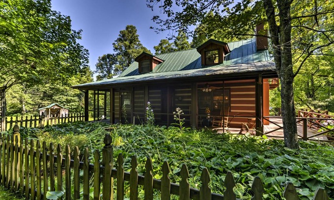 Black Mountain House | 139 m² House ∙ 3 bedrooms ∙ 7 guests