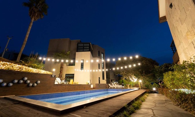 Gangjeong-dong House | 139 m² Motel ∙ 2 bedrooms ∙ 8 guests