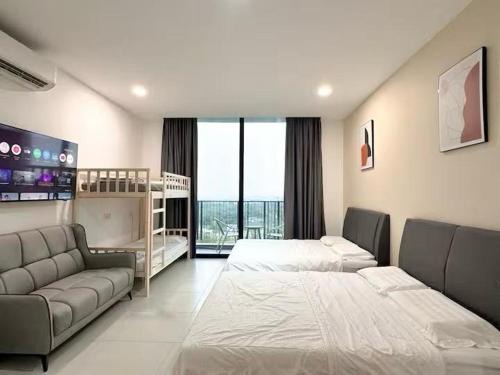 Taman Charming Apartment | 13th FL-The Podium-Studio-Free 1 Parking-6 Pax