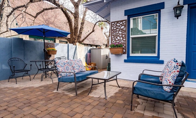 Roosevelt Condo | 14 Chelsea Place 1 Bedroom Condo by RedAwning