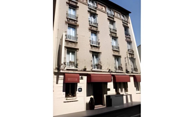 Puteaux Hotel | 14 m² Hotel ∙ 127 guests