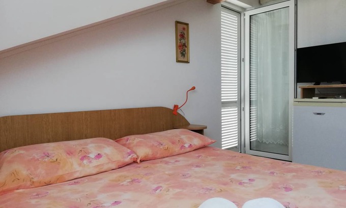 Njivice Resort | 14 m² Private room ∙ 1 bedroom ∙ 2 guests