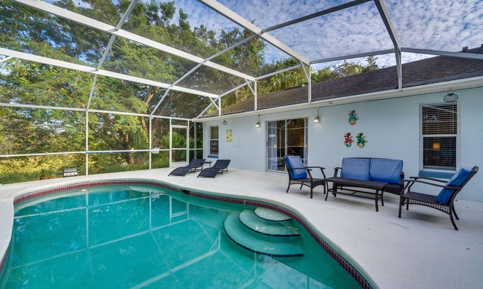 Sunridge Woods House | 14 Mi to Disney: Home w/Private Pool in Davenport