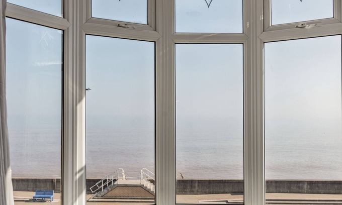 Withernsea Cottage | 14 The Promenade