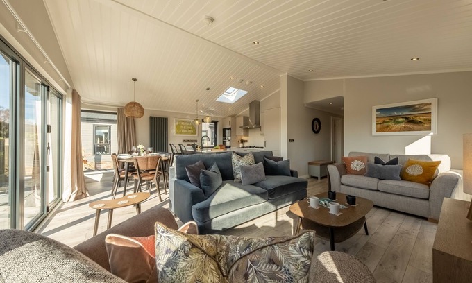 Burnham Market Ski Chalet | 14 Westgate, Burnham Market, Norfolk