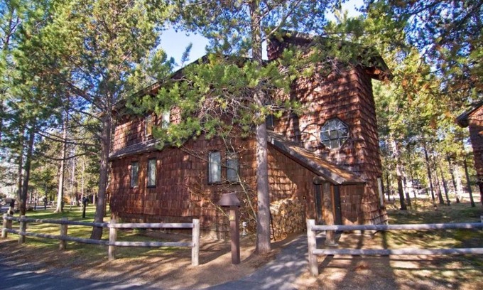 Sunriver House | 14 Wildflower