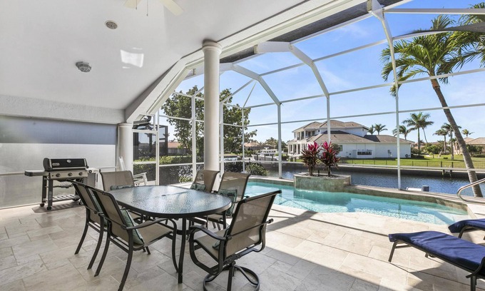 Marco Island House | 140 Bonita Waterfront Property w/ Pool!