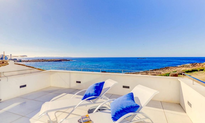 Colonia Sant Jordi Apartment | 140 m² Apartment ∙ 2 bedrooms ∙ 4 guests