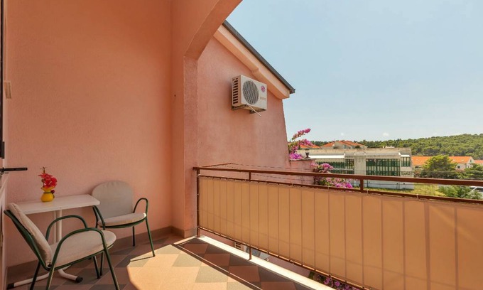 Istok Apartment | 140 m² Apartment ∙ 4 bedrooms ∙ 11 guests
