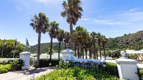 Plettenberg Bay Hotel | 140 m² Hotel ∙ 4 bedrooms ∙ 127 guests