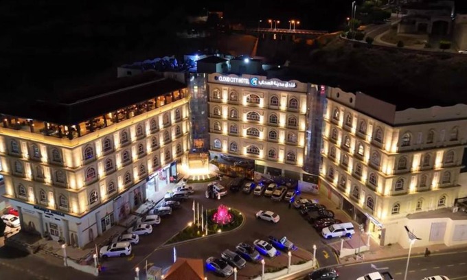 Al Baha Hotel | 140 m² Hotel ∙ 6 guests
