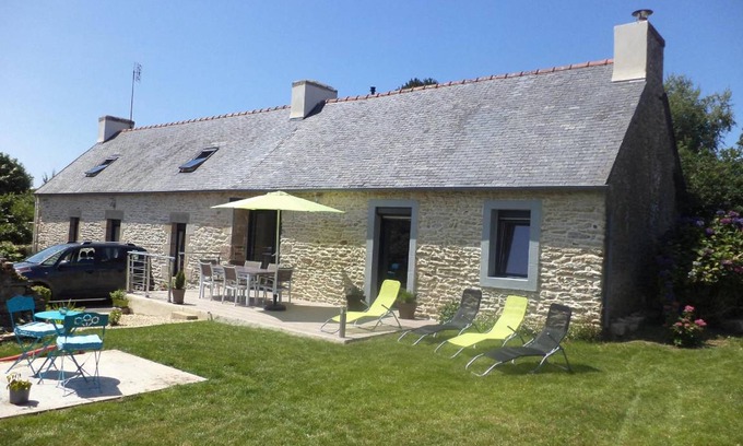 Ploneour-Lanvern House | 140 m² House ∙ 4 bedrooms ∙ 7 guests