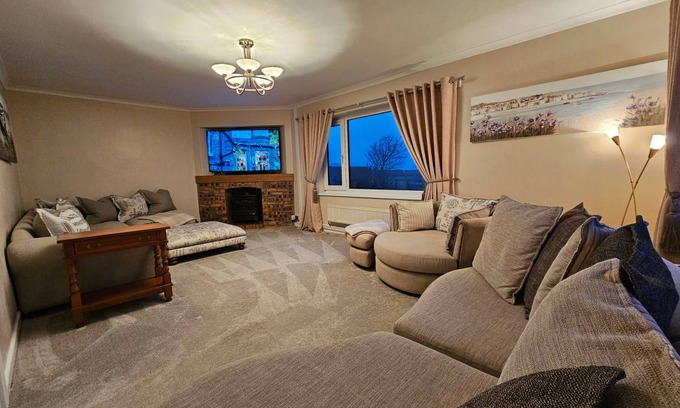 Cylch-Y-Garn House | 140 m² House ∙ 6 bedrooms ∙ 14 guests