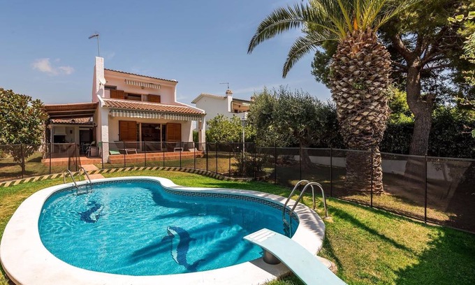 Roda de Bara Villa | 141 m² Villa ∙ 3 bedrooms ∙ 8 guests