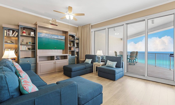 Sandestin Condo | 1411 The Tides at Tops'l - Gulf Front, Community Pool, Hot Tub, Tennis Courts!