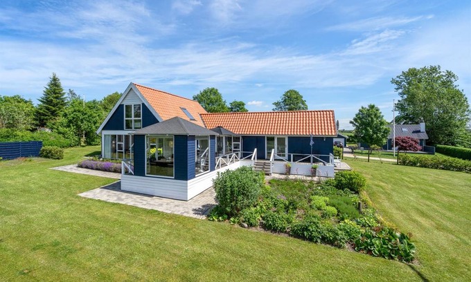 Hjarbæk House | 142 m² House ∙ 3 bedrooms ∙ 6 guests