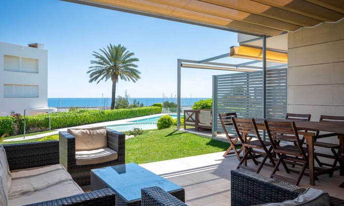 Torredembarra House | 142 m² House ∙ 4 bedrooms ∙ 8 guests