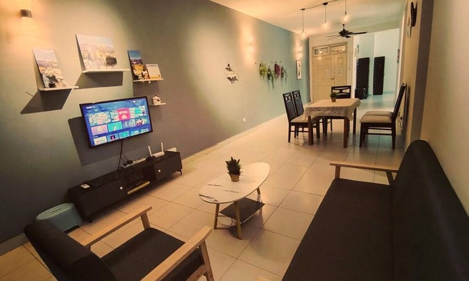Taman Desa Tebrau Apartment | 1420 m² Apartment ∙ 3 bedrooms ∙ 25 guests