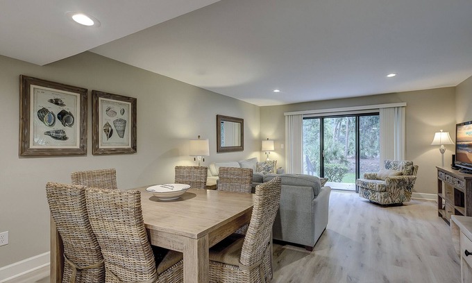 Shipyard Plantation Condo | 143 Greens - Quick walk to pool, tennis and beach.