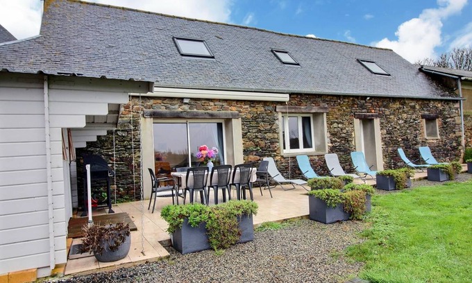 Pommerit-Jaudy House | 145 m² Gîte ∙ 3 bedrooms ∙ 8 guests