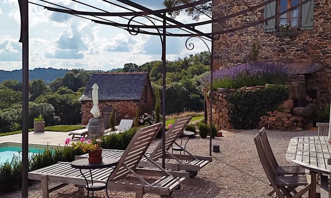 Brandonnet House | 145 m² House ∙ 2 bedrooms ∙ 4 guests