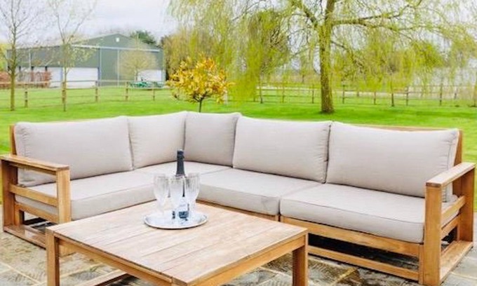 Howlett End House | 146 m² House ∙ 5 bedrooms ∙ 12 guests