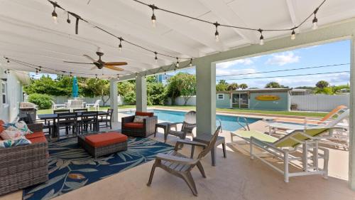 Cocoa Beach House | 147 E Pasco