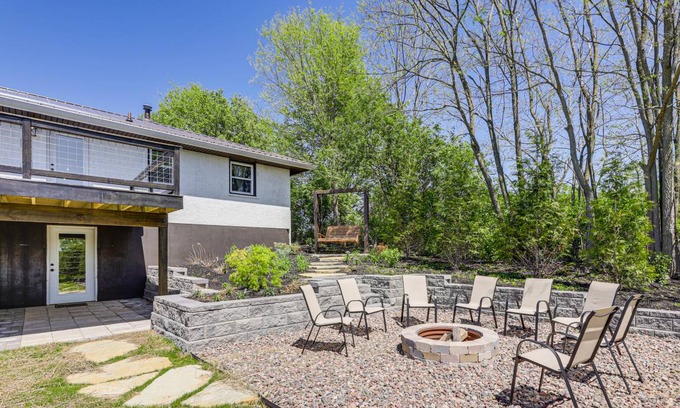 Dry Ridge House | 148 m² House ∙ 3 bedrooms ∙ 12 guests