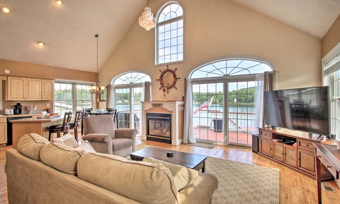 Milton House | 148 m² House ∙ 3 bedrooms ∙ 14 guests