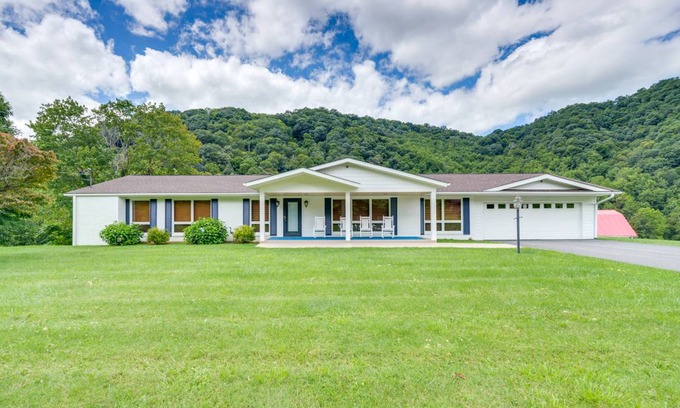 Bakersville House | 148 m² House ∙ 4 bedrooms ∙ 6 guests