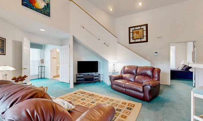 Kimberling City Condo | 149 m² Condo ∙ 3 bedrooms ∙ 10 guests