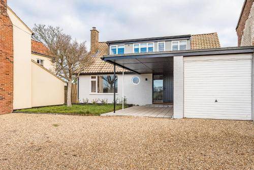 Martlesham Heath House | 149 m² House ∙ 4 bedrooms ∙ 8 guests