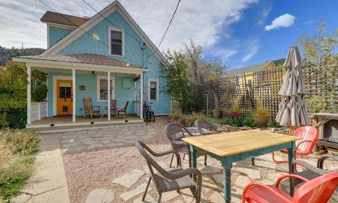 Idaho Springs House | 149 m² House ∙ 2 bedrooms ∙ 4 guests
