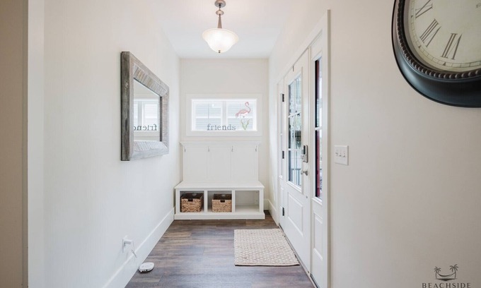 North Forest Beach House | 15 Flamingo Street - 6 Bedroom, Steps to the beach