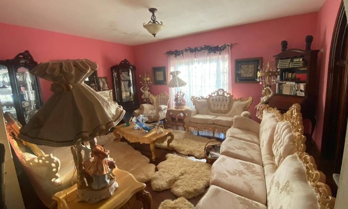 Hellshire Bed & Breakfast | 15 minutes away from the famous Hellshire Beach .