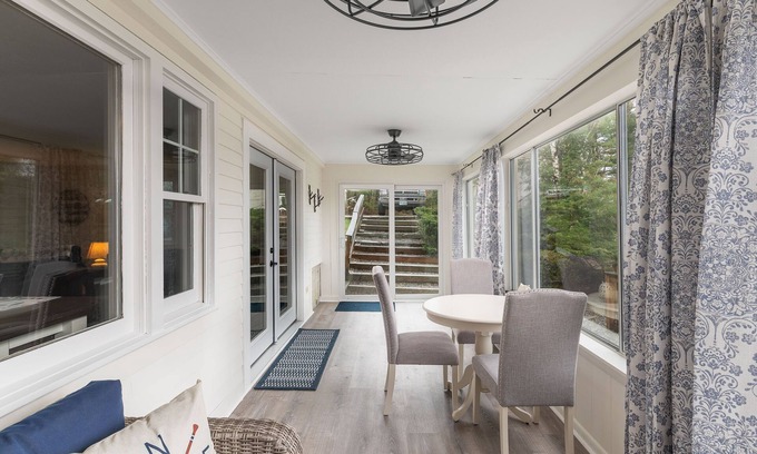 Bristol Condo | 15 Minutes to Ragged Mtn and Gorgeous Views of Mt. Cardigan and Newfound Lake!
