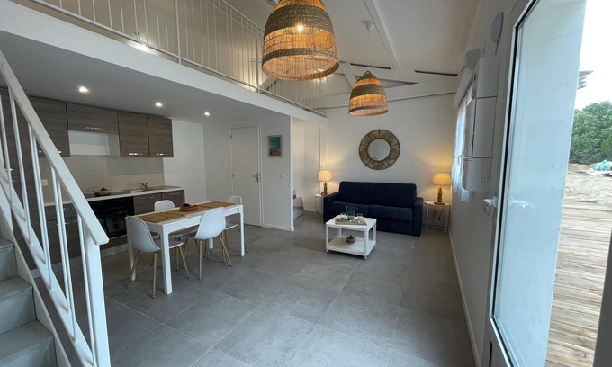 Saint-Pierre-d'Oleron Apartment | (15) New studio, in near the salt marshesthe golf and the beach.