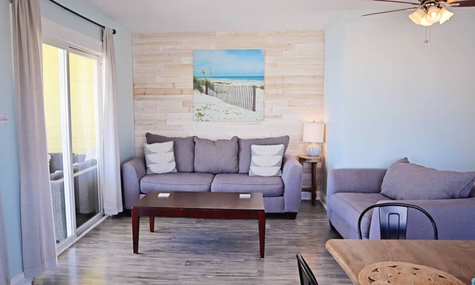 North Carolina Coast Condo | 15% Off 2025! Second Row Ocean View, Pool, Close to Beach Access + CB Pier, Dog Friendly