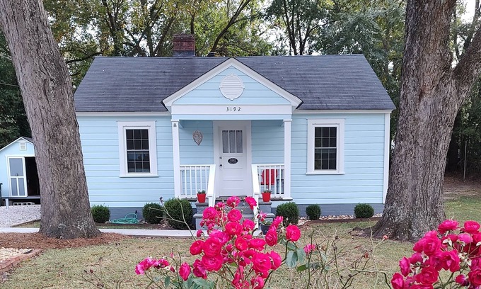 Covington House | 15% OFF Jan thru Mar 2025! NEW Monthly Rental! Charming, Cozy, Renovated Cottage