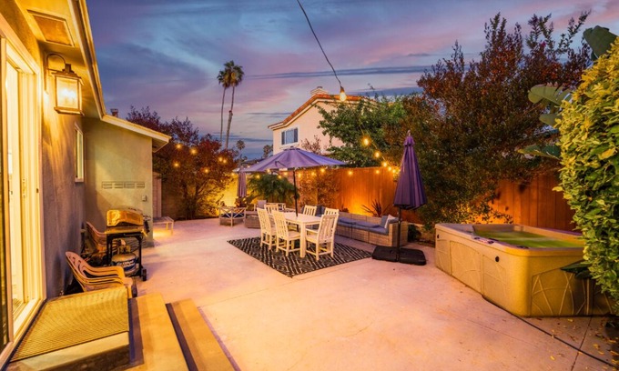 Pierpont Bay House | 15%Off Oct 23-25 StepsToSand Hot Tub/Great Reviews