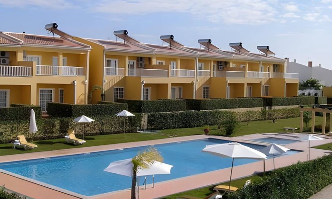 Pera Apartment | 150 m² Apartment ∙ 3 bedrooms ∙ 127 guests