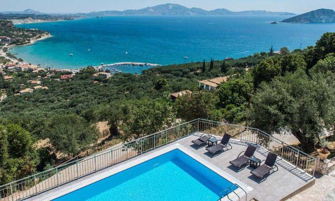 Limni Keri Apartment | 150 m² Apartment ∙ 3 bedrooms ∙ 8 guests