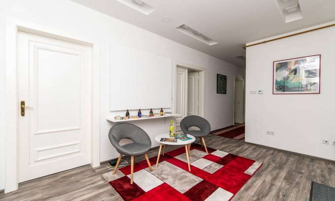 Old Town Apartment | 150 m² Apartment ∙ 5 bedrooms ∙ 13 guests