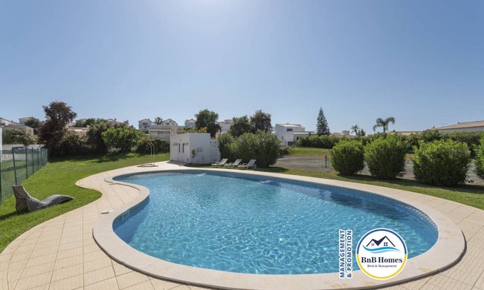 Albufeira Apartment | 150 m² Apartment ∙ 2 bedrooms ∙ 5 guests