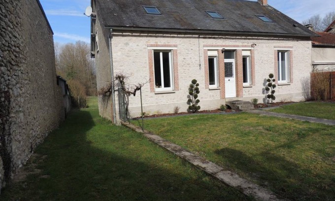 Buthiers House | 150 m² Gîte ∙ 5 bedrooms ∙ 10 guests